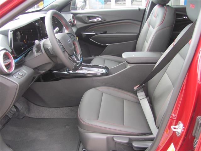 2025 Chevrolet Trax SUNROOF