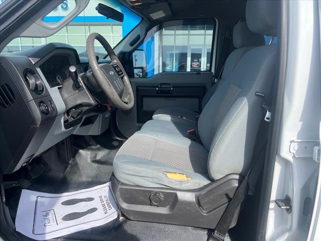 2012 Ford F-250 Super Duty V8AT XL PKG