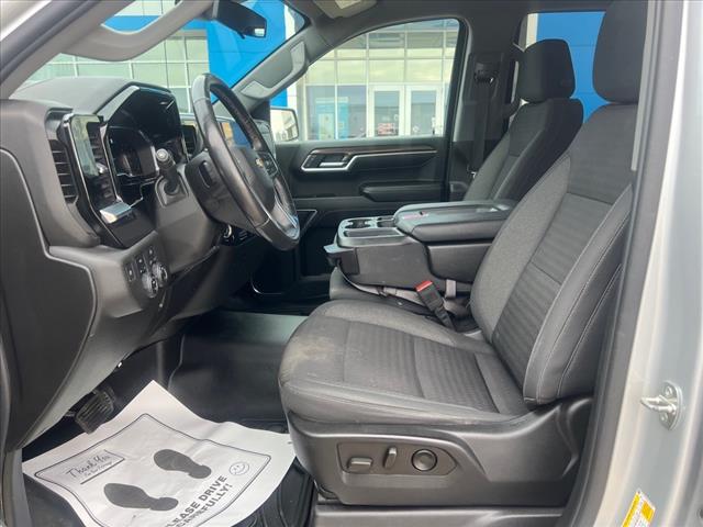 2022 Chevrolet Silverado 1500 4CYAT LT PKG