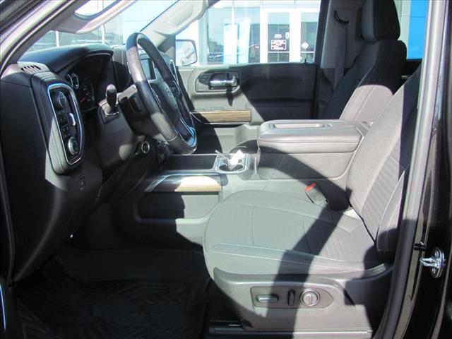 2021 Chevrolet Silverado 1500 V8AT RST PKG