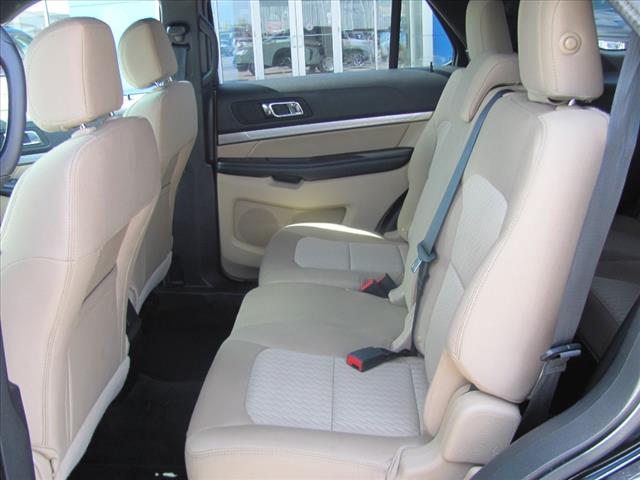 2016 Ford Explorer V6AT XLT PKG
