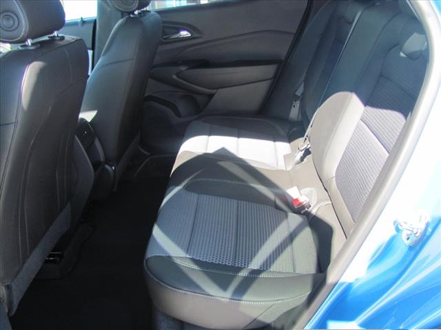 2025 Chevrolet Trax CONV PKG