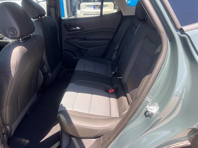 2025 Chevrolet Trax CONV PKG