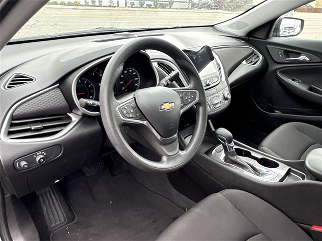 2022 Chevrolet Malibu LS 1LS