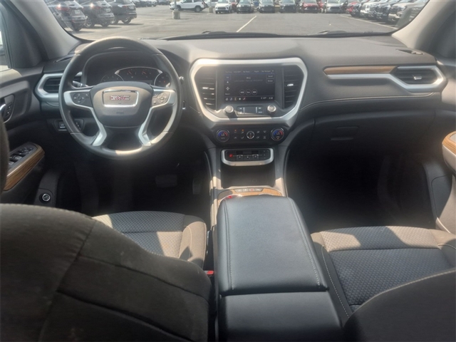2022 GMC Acadia SLE
