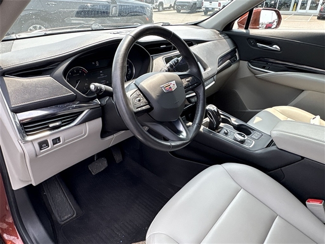 2019 Cadillac XT4 Luxury