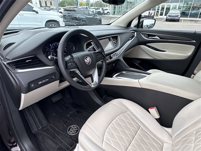2022 Buick Enclave Avenir