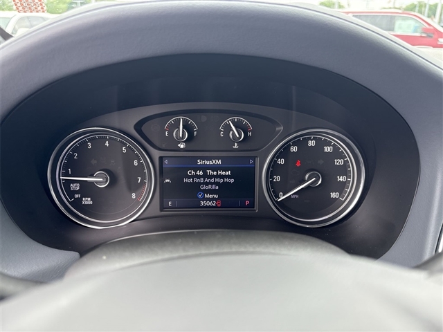 2022 Buick Enclave Essence