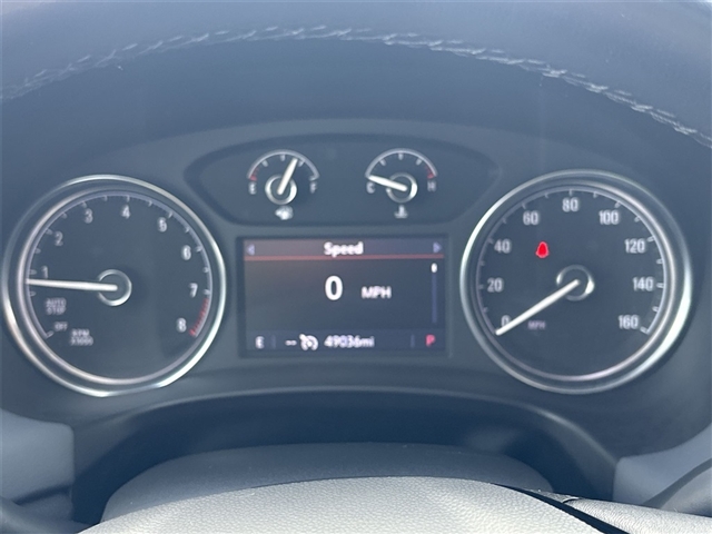 2022 Buick Enclave Essence