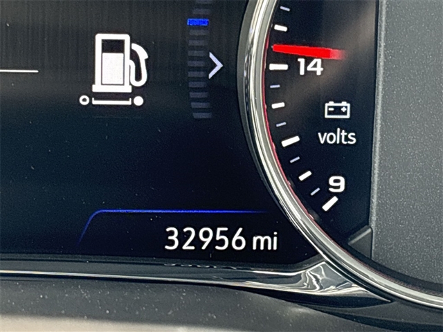 2022 GMC Acadia SLT