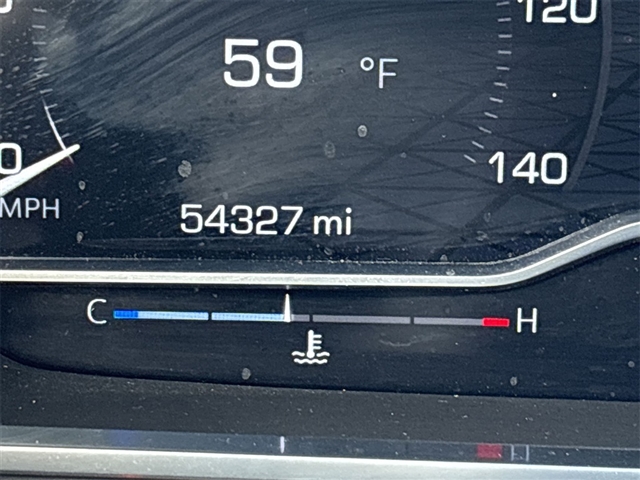 2023 GMC Yukon SLE