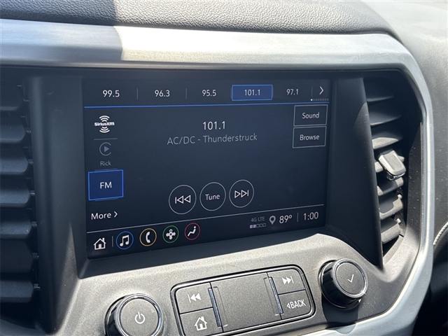 2022 GMC Acadia SLE