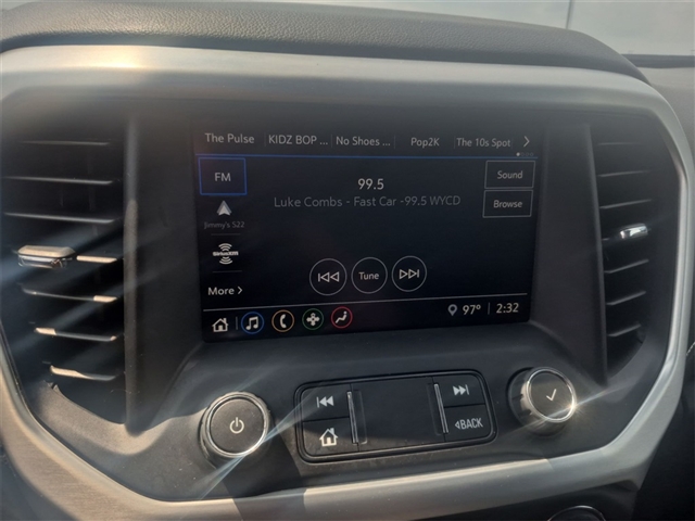 2022 GMC Acadia SLE