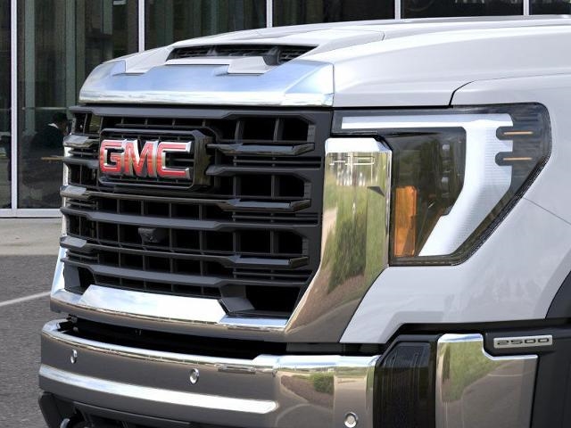 2025 GMC Sierra 2500HD Pro