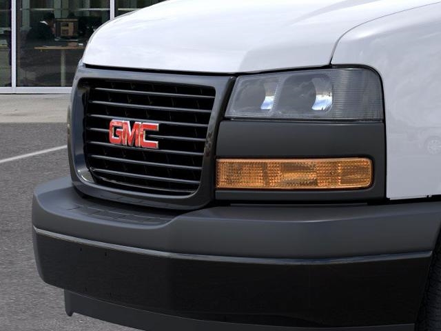 2025 GMC Savana 3500