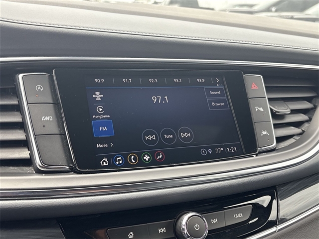 2022 Buick Enclave Essence