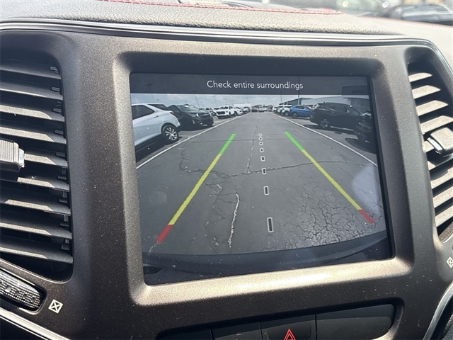 2020 Jeep Cherokee Trailhawk