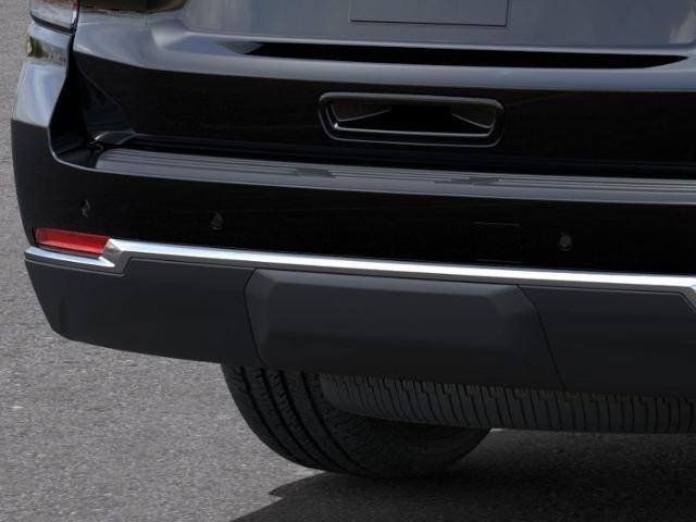 2025 Chevrolet Suburban LS