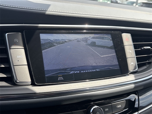 2022 Buick Enclave Essence