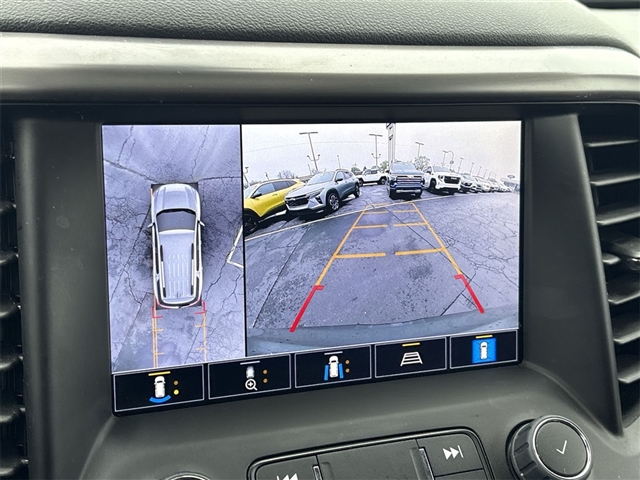 2023 GMC Acadia AT4