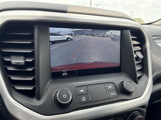 2021 GMC Acadia SLT