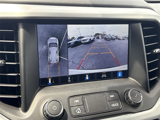 2022 GMC Acadia SLT