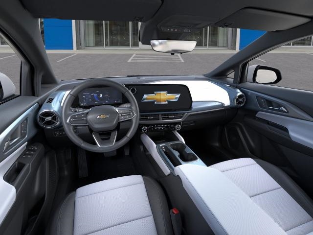 2025 Chevrolet Equinox EV LT 2