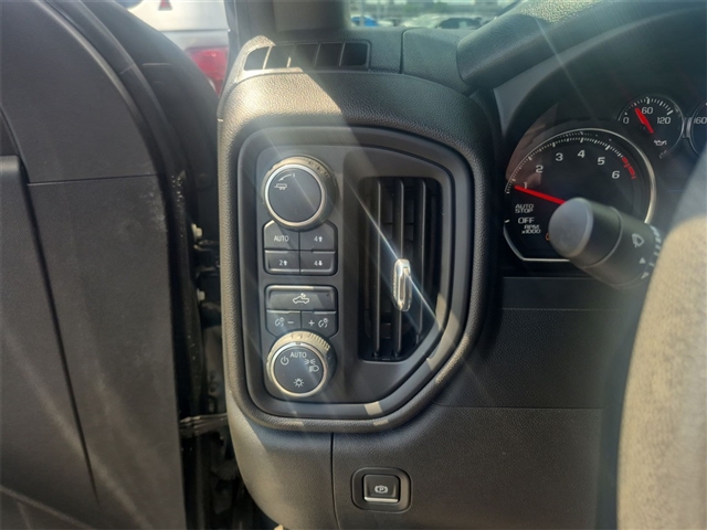 2022 Chevrolet Silverado 1500 Limited Custom Trail Boss