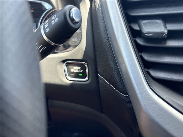 2022 GMC Acadia SLE