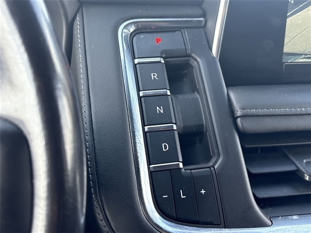 2023 GMC Yukon SLE