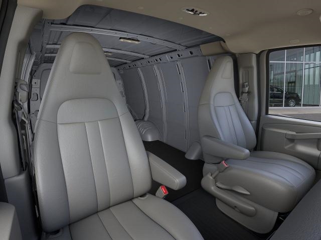 2025 GMC Savana 2500