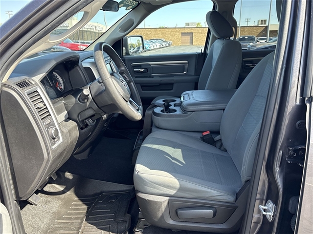 2020 RAM 1500 Classic SLT