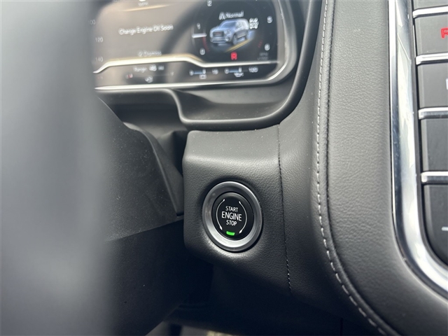 2023 GMC Yukon SLE