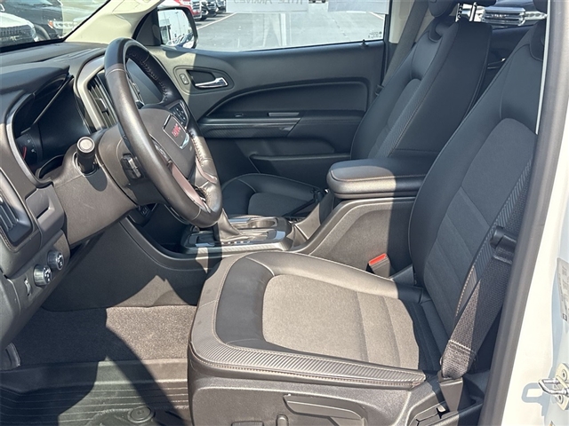2022 GMC Canyon AT4 w/Cloth