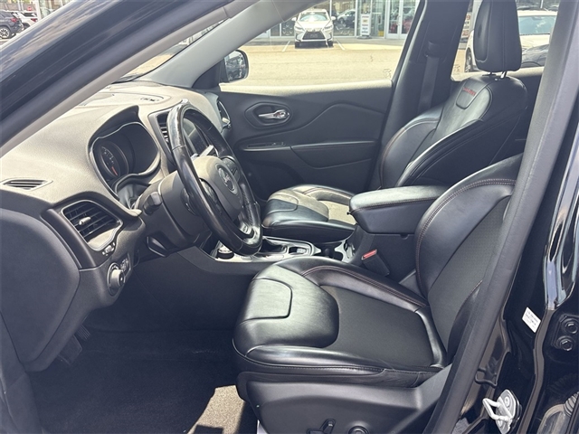 2020 Jeep Cherokee Trailhawk