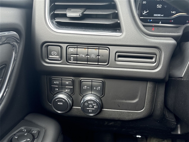 2023 GMC Yukon SLE