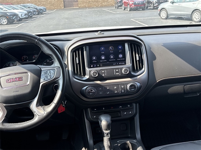 2022 GMC Canyon AT4 w/Cloth