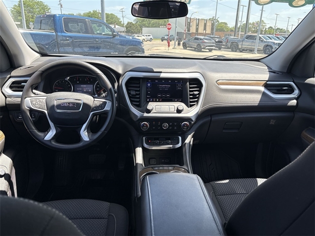 2022 GMC Acadia SLE