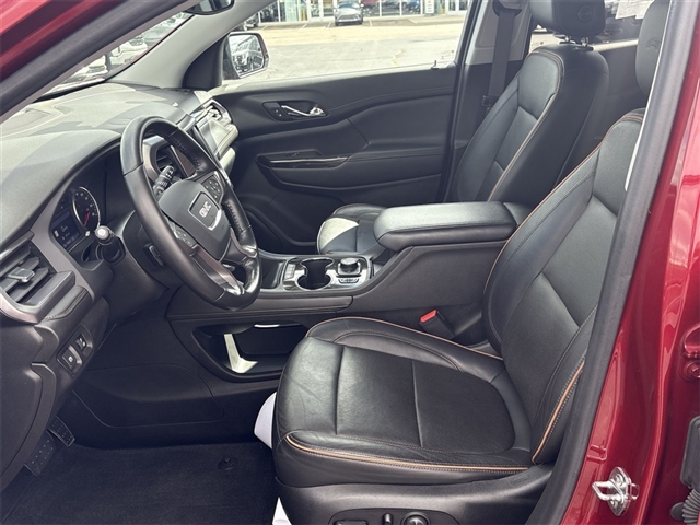 2020 GMC Acadia AT4