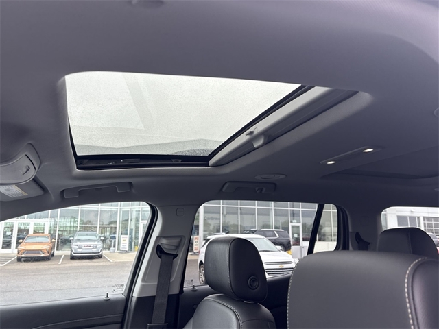 2022 GMC Acadia SLT