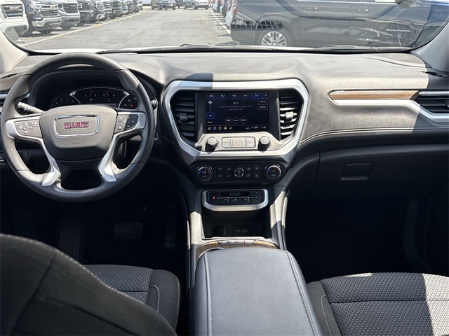 2022 GMC Acadia SLE
