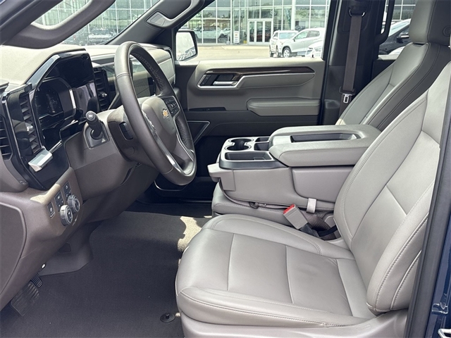2023 Chevrolet Silverado 1500 LT LT1