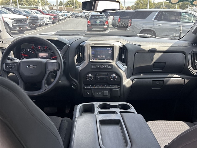 2023 Chevrolet Silverado 1500 Custom Trail Boss