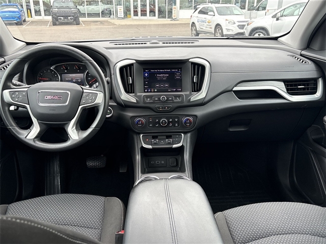 2023 GMC Terrain SLE