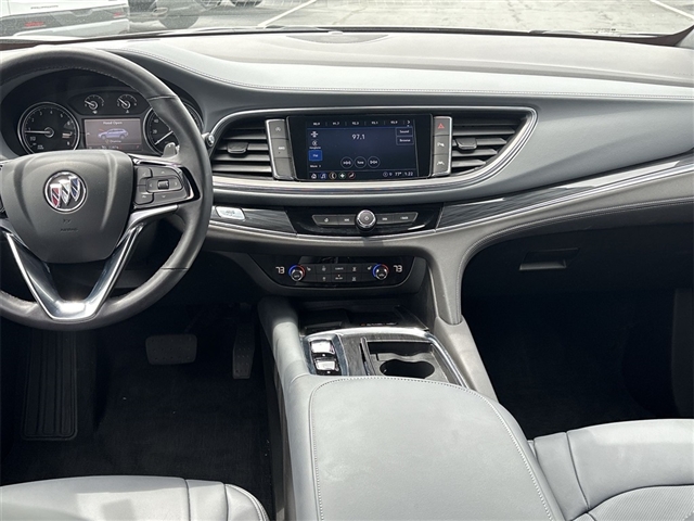 2022 Buick Enclave Essence