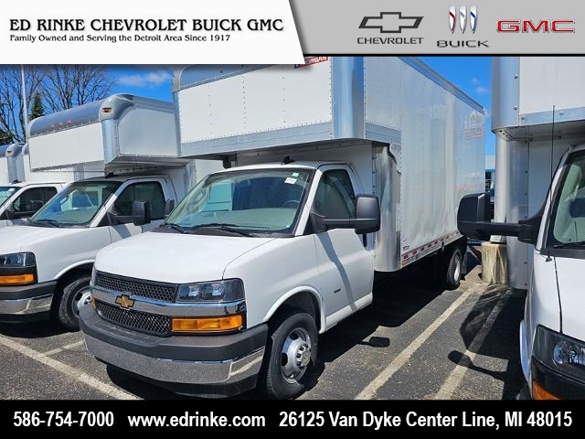 2024 Chevrolet Express 3500