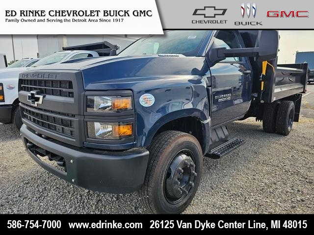 2024 Chevrolet Silverado 5500 HD Work Truck