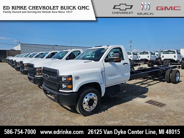 2024 Chevrolet Silverado 6500 HD Work Truck