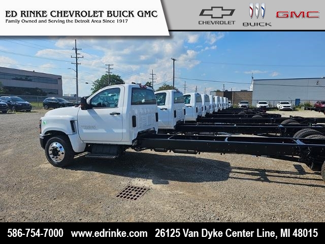 2024 Chevrolet Silverado 6500 HD Work Truck