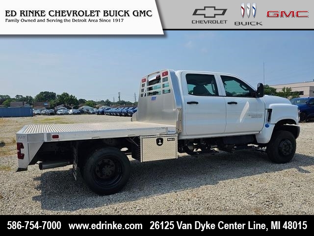 2024 Chevrolet Silverado 5500 HD Work Truck
